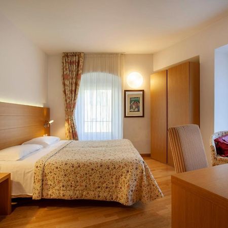 Hotel Romanda Levico Terme Zewnętrze zdjęcie