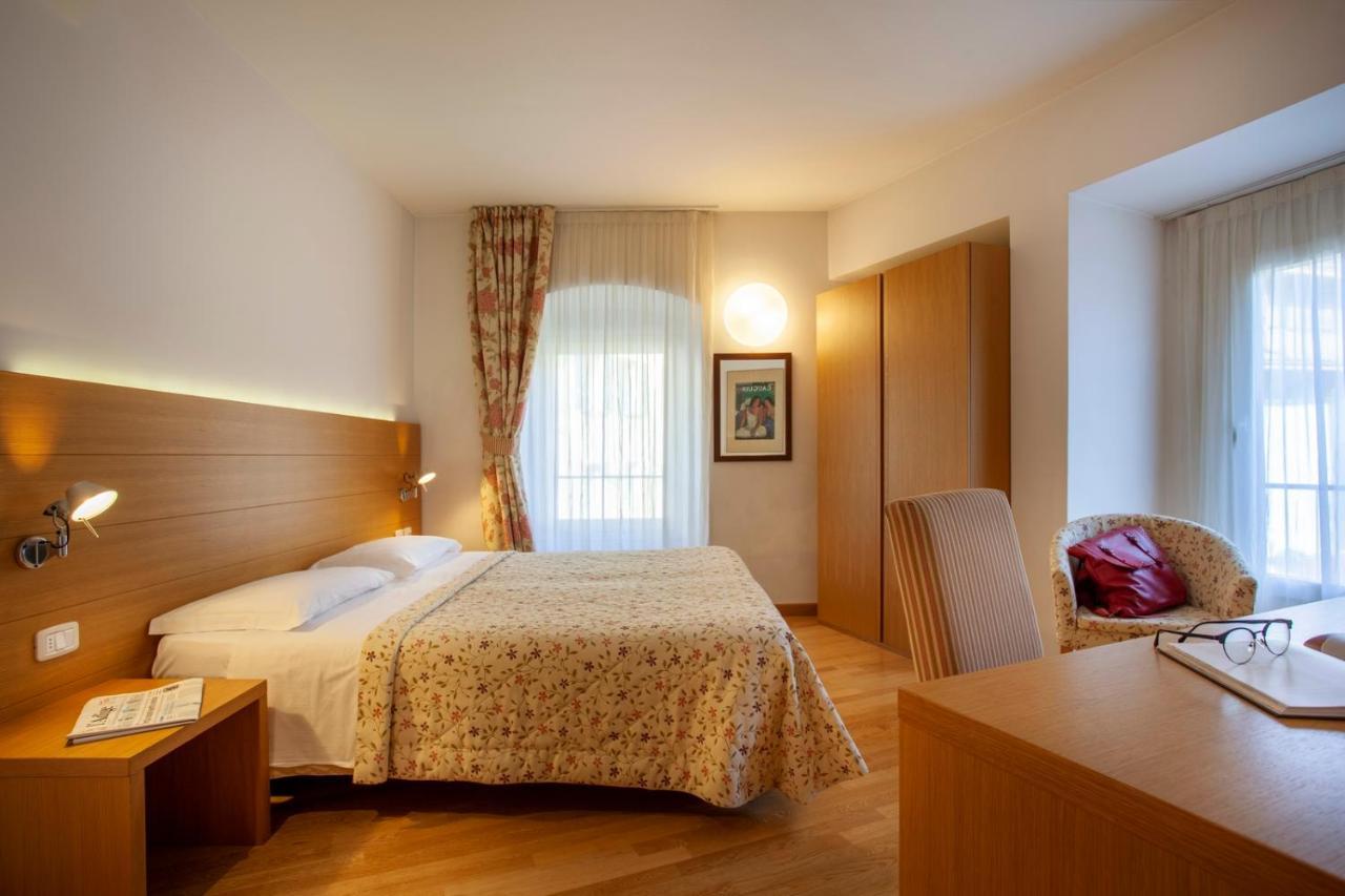 Hotel Romanda Levico Terme Zewnętrze zdjęcie
