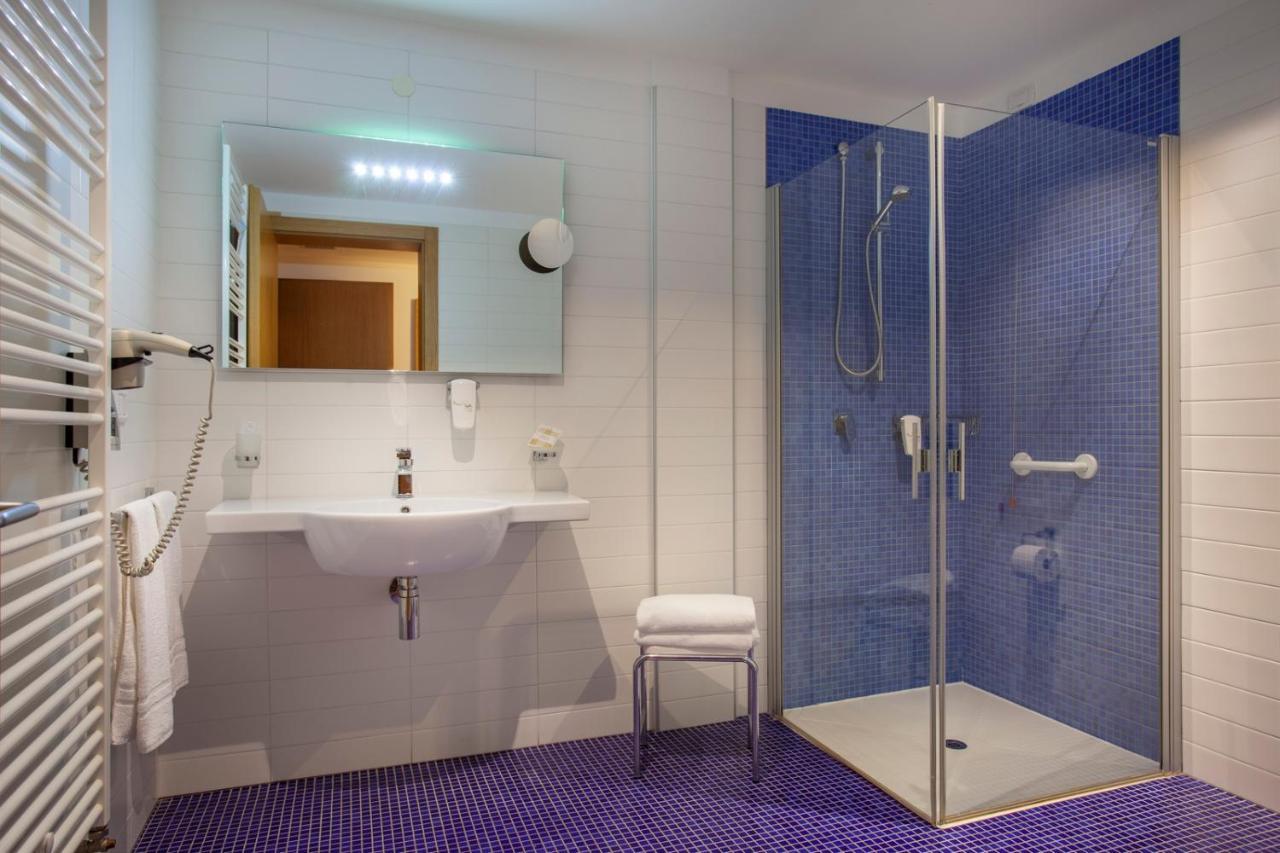 Hotel Romanda Levico Terme Zewnętrze zdjęcie