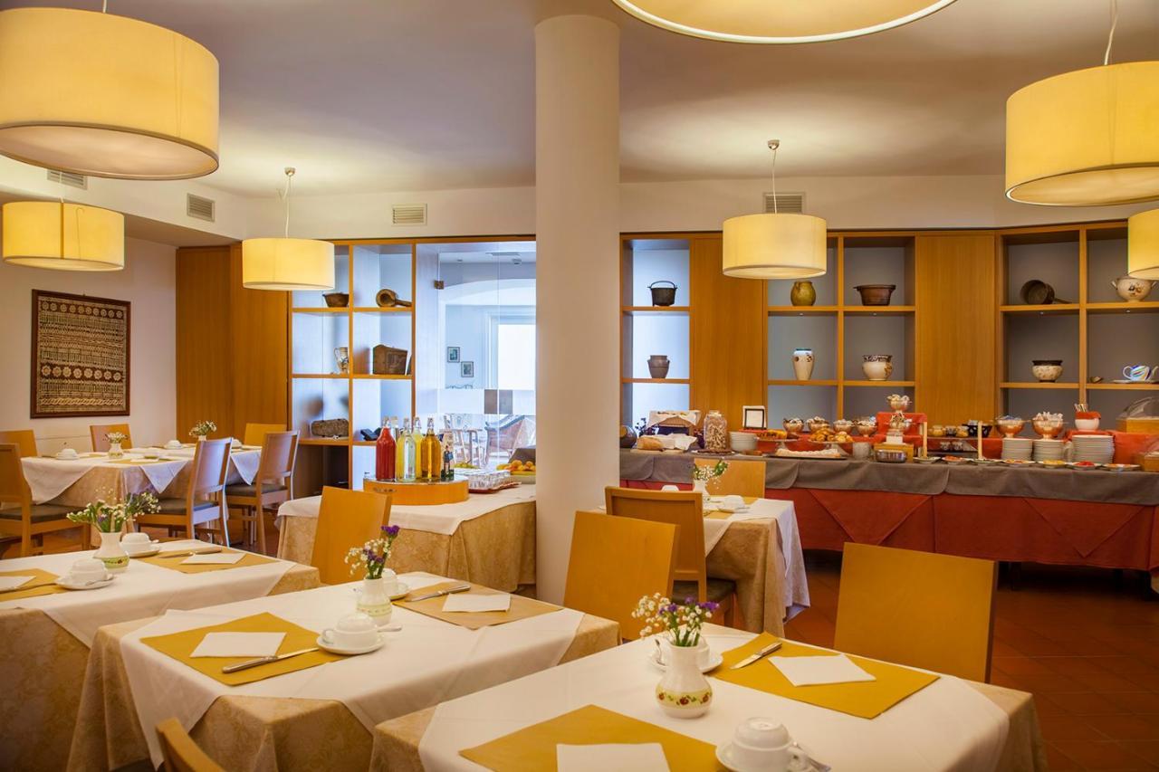 Hotel Romanda Levico Terme Zewnętrze zdjęcie
